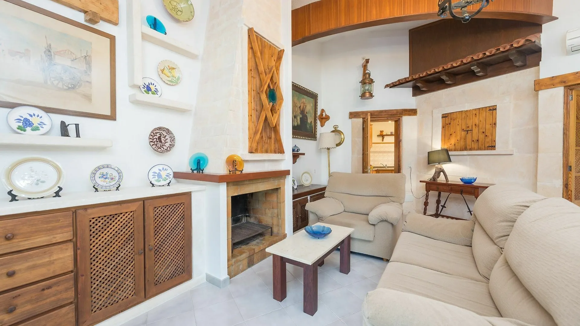 Hibiscus Villa Crestatx